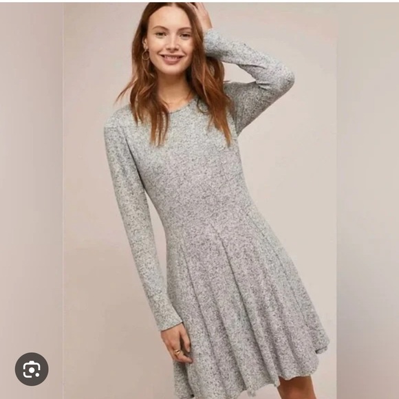 Anthropologie Dresses & Skirts - Anthropologie Gray Ruffled Tiered Long Sleeve Dress